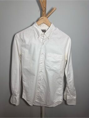 NAKED AND FAMOUS DENIM Size Small White Oxford Button down shirt Made in Canada